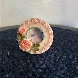 Never Used Vintage Style Floral Frame